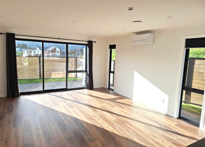  at 15 Joseph Bolton Crescent, Wallaceville, Upper Hutt, Wellington