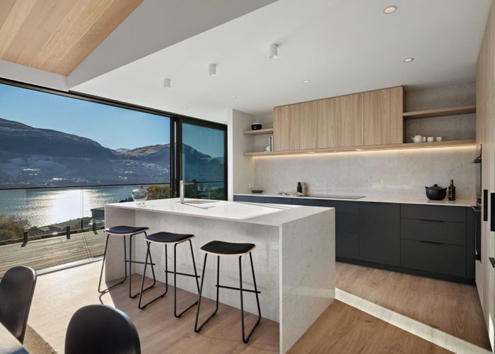  at 6 Red Deer Rise, Kelvin Heights, Queenstown-Lakes, Otago