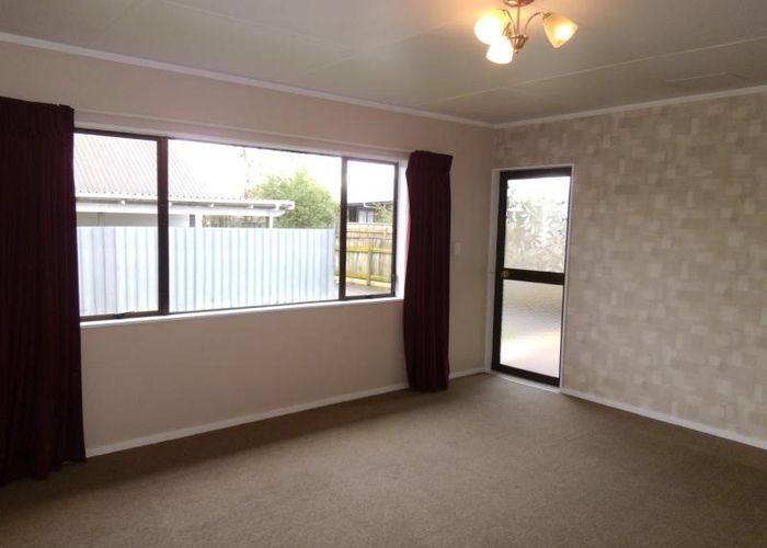  at 42A Raglan Avenue, Cloverlea, Palmerston North