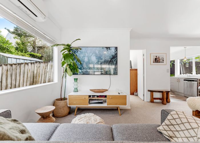  at 4b Kenneth Hopper Place, Manly, Rodney, Auckland