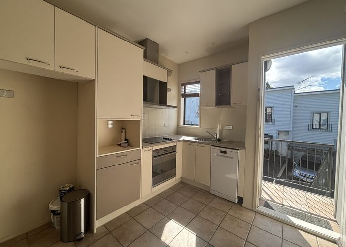  at 44/24 Norrie Avenue, Mount Albert, Auckland