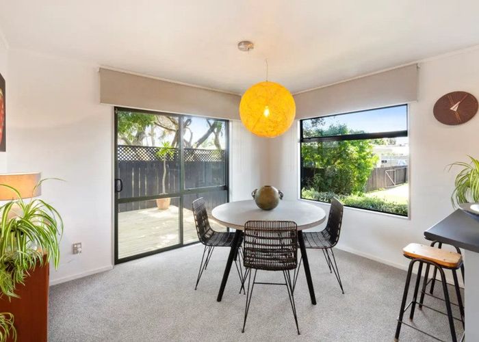  at 2/2 George Street, Mangere East, Manukau City, Auckland
