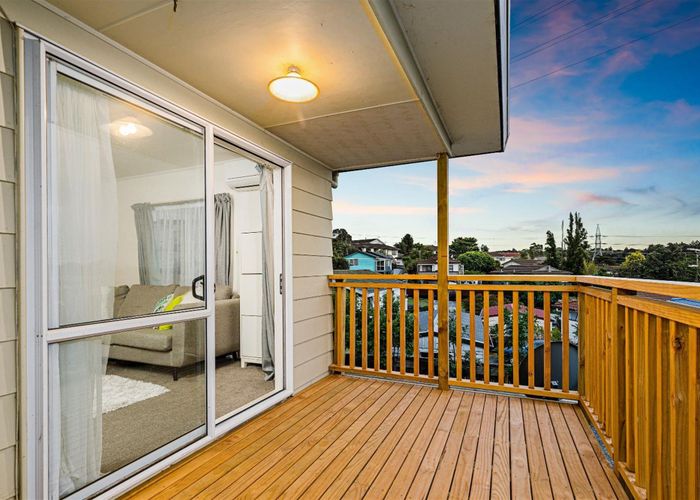  at 26 Halloran Place, Massey, Auckland