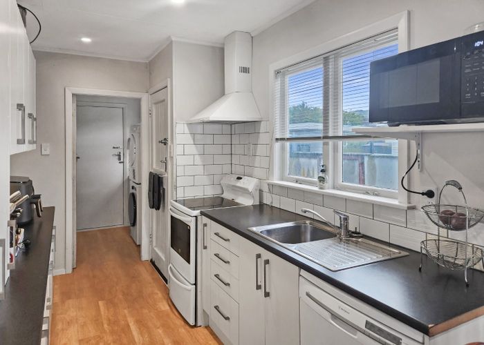  at 27 Russell Road, Wainuiomata, Lower Hutt, Wellington