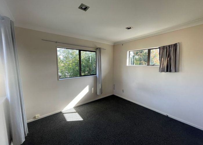  at 15 Janway Avenue, Flat Bush, Manukau City, Auckland
