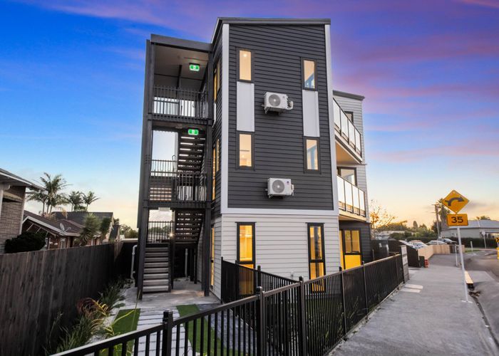  at 1-3/130 Rosebank Road, Avondale, Auckland City, Auckland