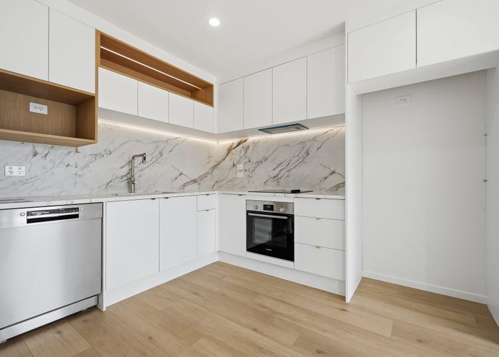  at Lot 2, 27 Grassways Avenue, Pakuranga, Manukau City, Auckland