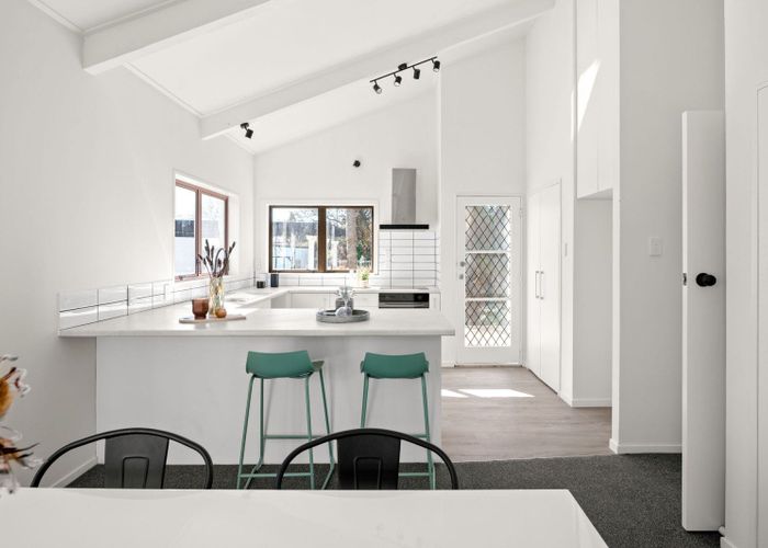  at 14 Totara Drive, Saint Andrews, Hamilton, Waikato
