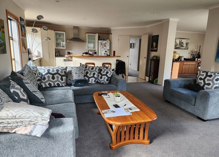  at 14A Baverstock Road, Flat Bush, Manukau City, Auckland