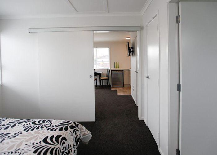  at 6/12 Crescent Court, Melville, Hamilton, Waikato