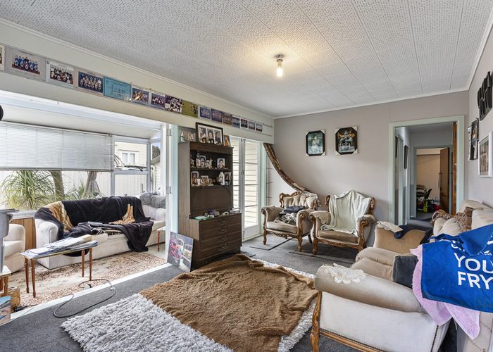  at 259 Rosebank Road, Avondale, Auckland