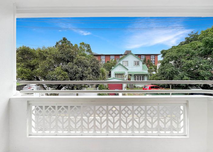  at 49K Seafield View Road, Grafton, Auckland City, Auckland