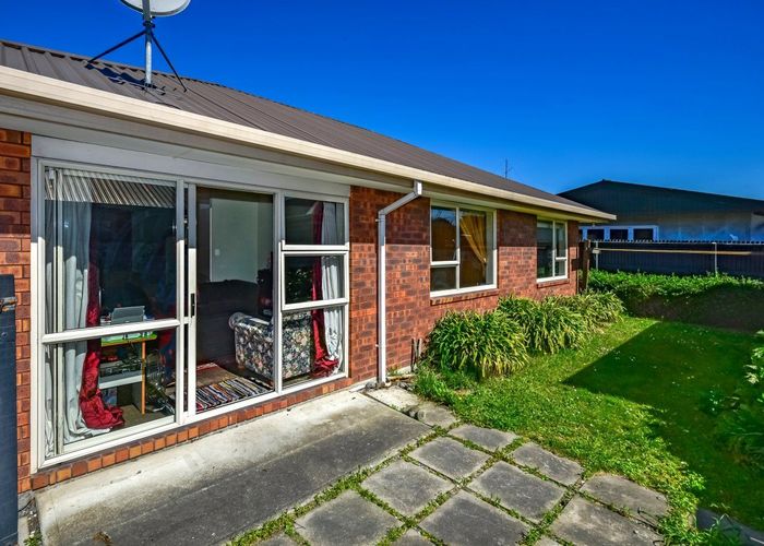  at 2/58 Main South Road, Sockburn, Christchurch