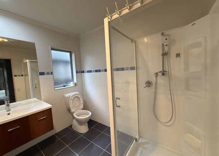  at 44 Baverstock Rd, Flat Bush, Manukau City, Auckland