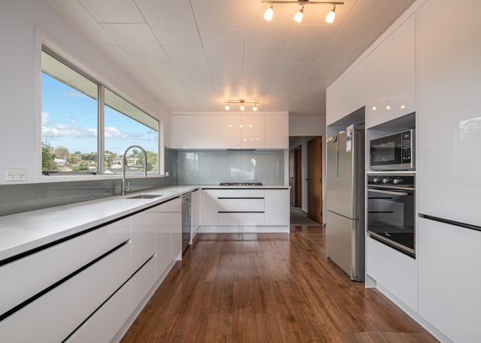  at 72 Reynella Drive, Massey, Auckland