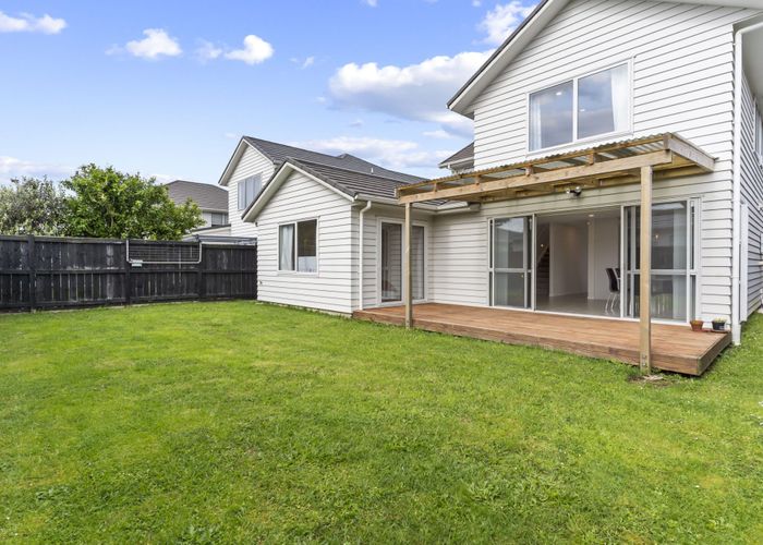  at 9 Flight Place, Takanini, Papakura, Auckland