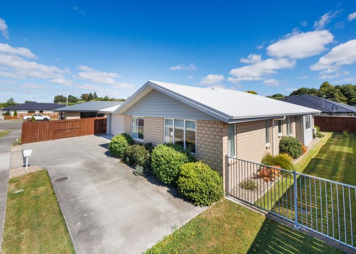  at 15 Serenity Crescent, Kelvin Grove, Palmerston North