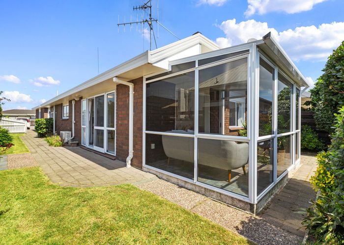  at 4/110 Chadwick Road, Greerton, Tauranga