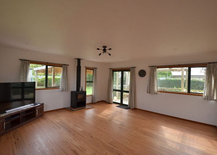  at 2 Duncan Road, Waiuku