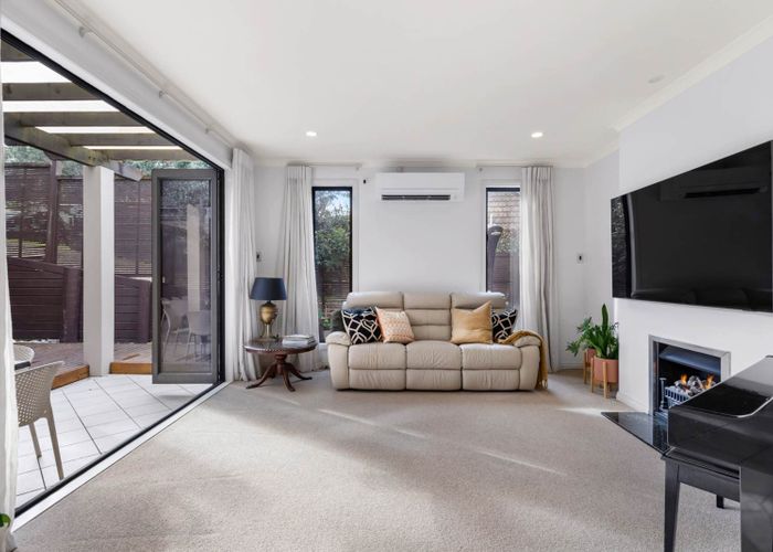  at 5A Montrose Terrace, Mairangi Bay, North Shore City, Auckland