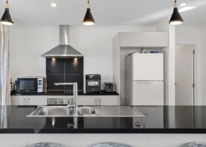  at 27 Awataha Crescent, Pyes Pa, Tauranga