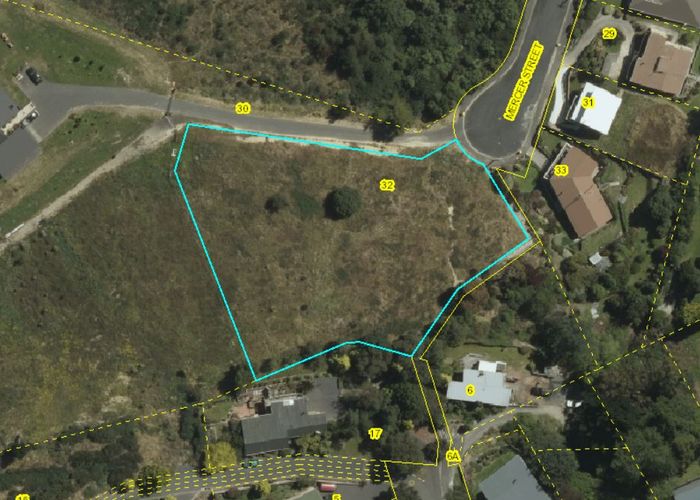 at 32 Mercer Street, Kenmure, Dunedin