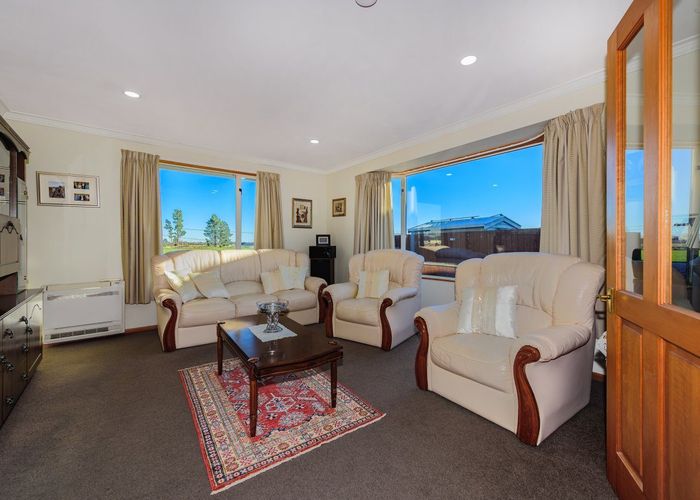  at 2/129 Halswell Junction Road, Halswell, Christchurch City, Canterbury