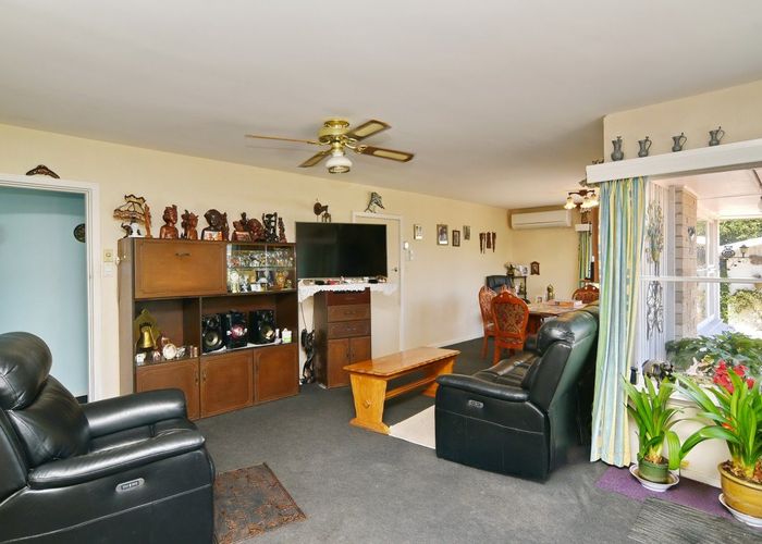  at 71 Vancouver Crescent, Wainoni, Christchurch City, Canterbury