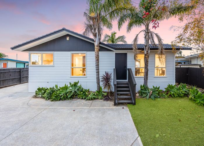  at 1/60 Reelick Ave, Pakuranga Heights, Manukau City, Auckland