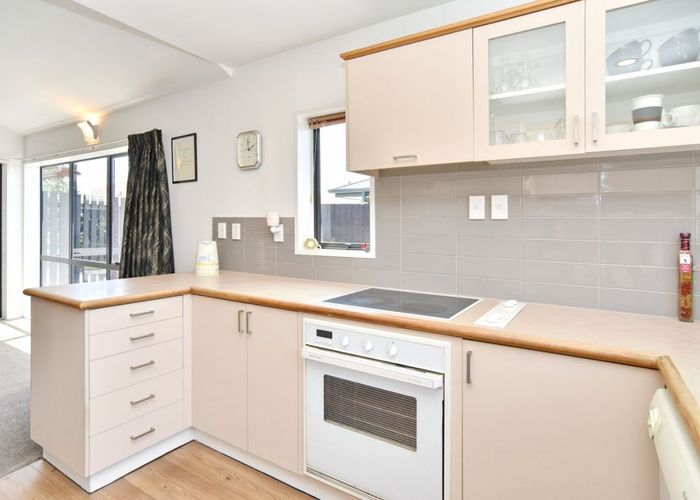  at 1/14 Jocelyn Street, Casebrook, Christchurch