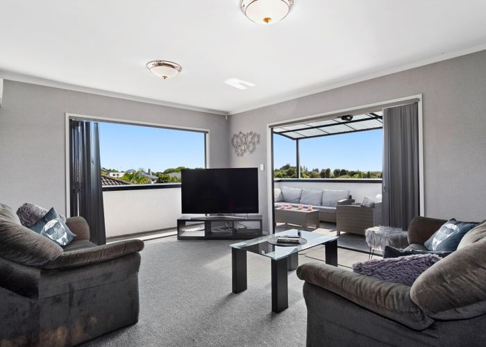  at 26 Waipuna Grove, Welcome Bay, Tauranga