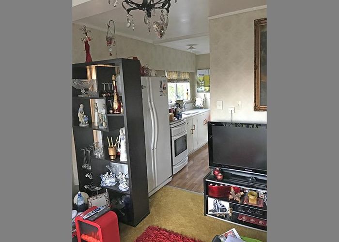  at 11 Park Hill Road, Birkenhead, Auckland