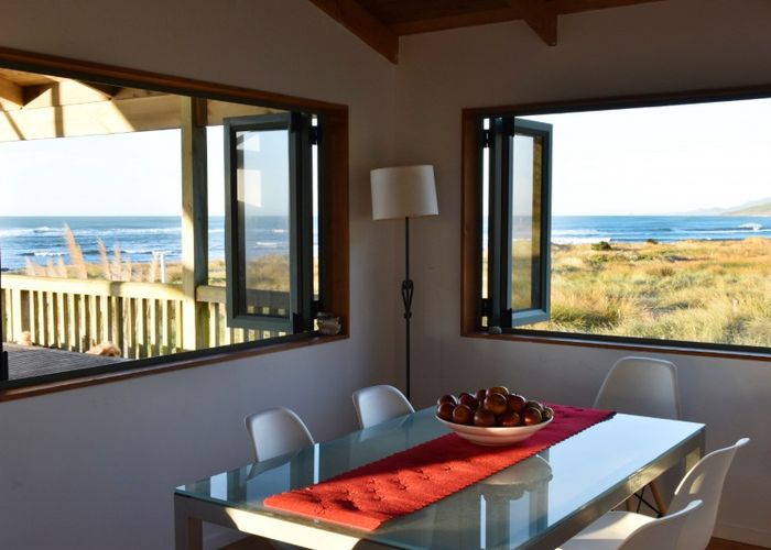  at 88 Akitio Esplanade, Akitio