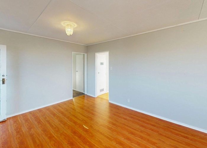  at 17 Tainui Street, Castlecliff, Whanganui, Manawatu / Whanganui