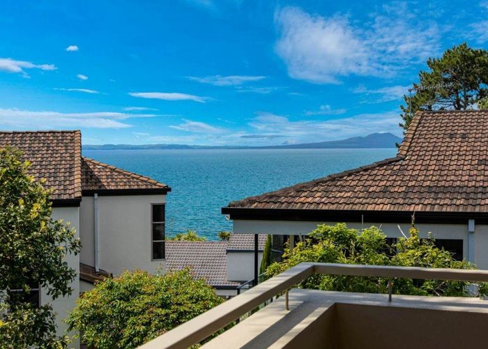  at 71a Cliff Road, Torbay, North Shore City, Auckland