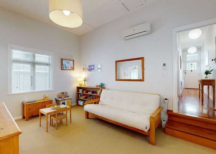  at 9 Herald Terrace, Berhampore, Wellington