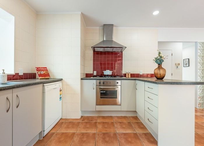  at 2/34 Westminster Street, New Windsor, Auckland City, Auckland