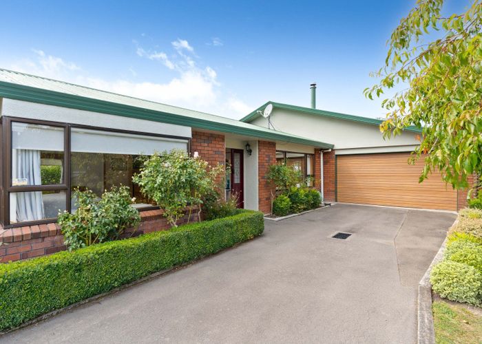  at 35 Reading Street, Greytown