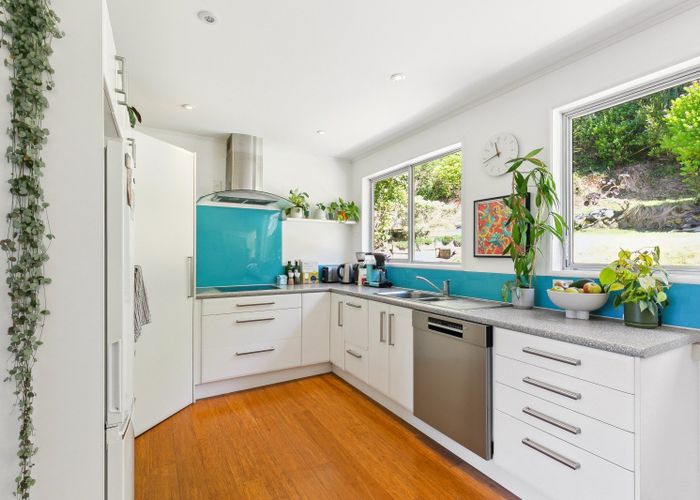  at 18 Canterbury Street, Karori, Wellington