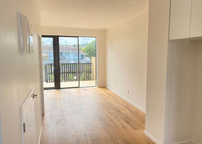  at 8/31 Mahalo Avenue, Wiri, Manukau City, Auckland