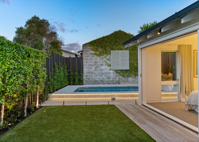  at 23 Cumberland Avenue, Westmere, Auckland