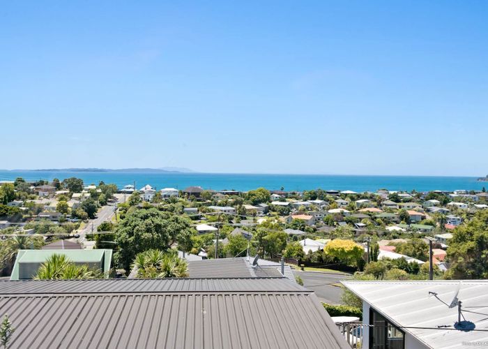  at 21 D'Oyly Drive, Stanmore Bay, Rodney, Auckland
