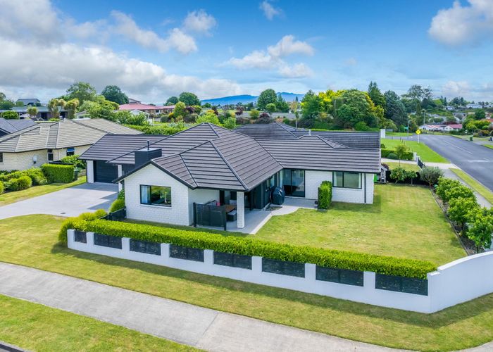  at 2 Oak Ridge Drive, Te Awamutu