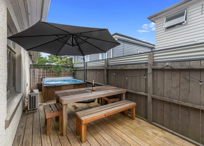  at 10 Dunbar Road, Mount Eden, Auckland