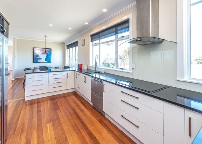  at 2 Kapiti Terrace, Castlecliff, Whanganui
