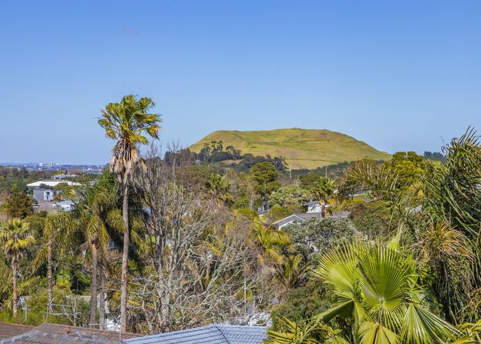  at 4 Simkin Avenue, Saint Johns, Auckland City, Auckland