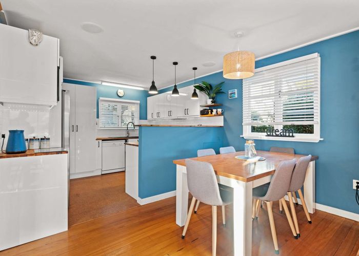 at 33 Ranui Crescent, Lyttelton