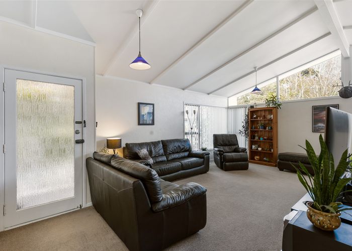  at 64 Tamahere Drive, Glenfield, Auckland
