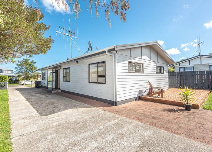  at 32 Exeter Crescent, Springvale, Whanganui