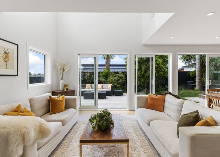  at 2/46 Aramoana Avenue, Devonport, Auckland